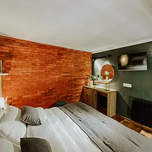 Luxury Duplex - Center شقة تبليسي